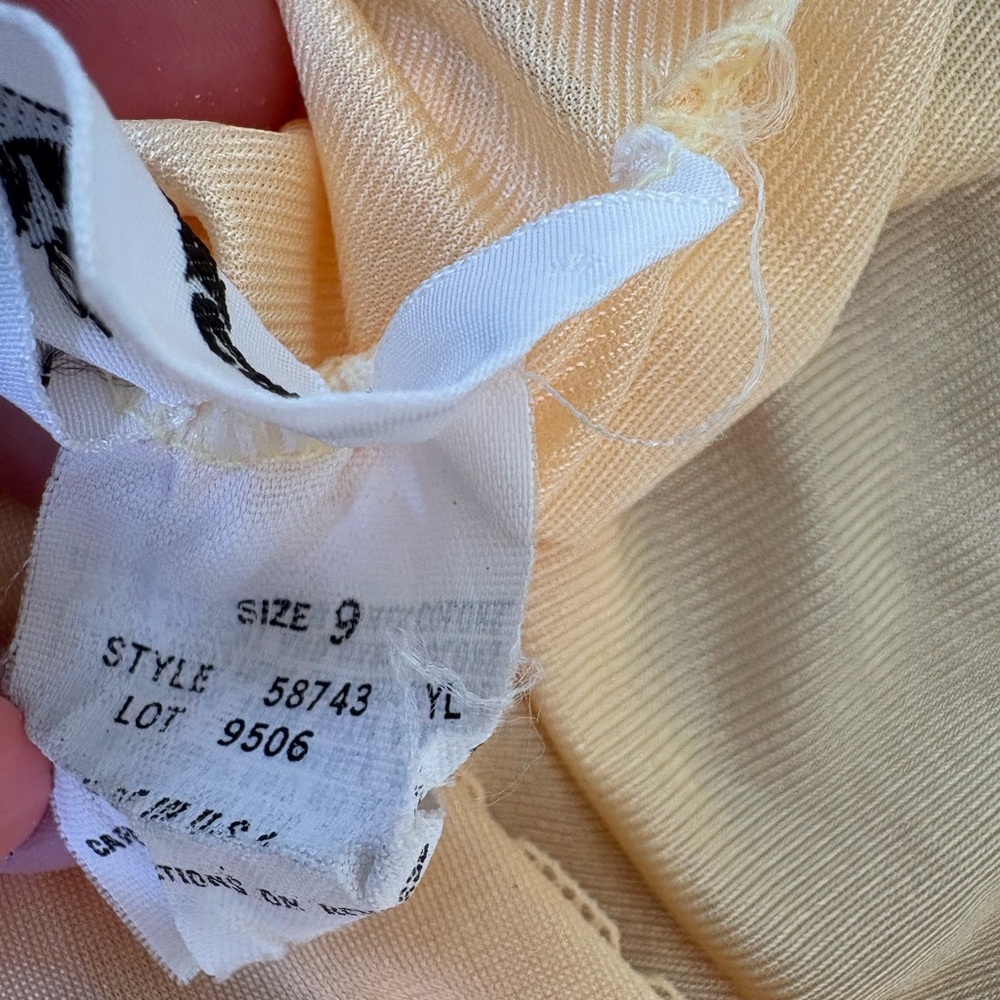 Vintage Robe - Picture 9 of 10